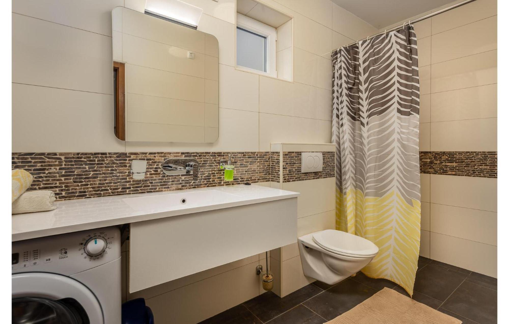 Nice Apartment In Sv,Juraj With Kitchen سفيتي يوراي المظهر الخارجي الصورة