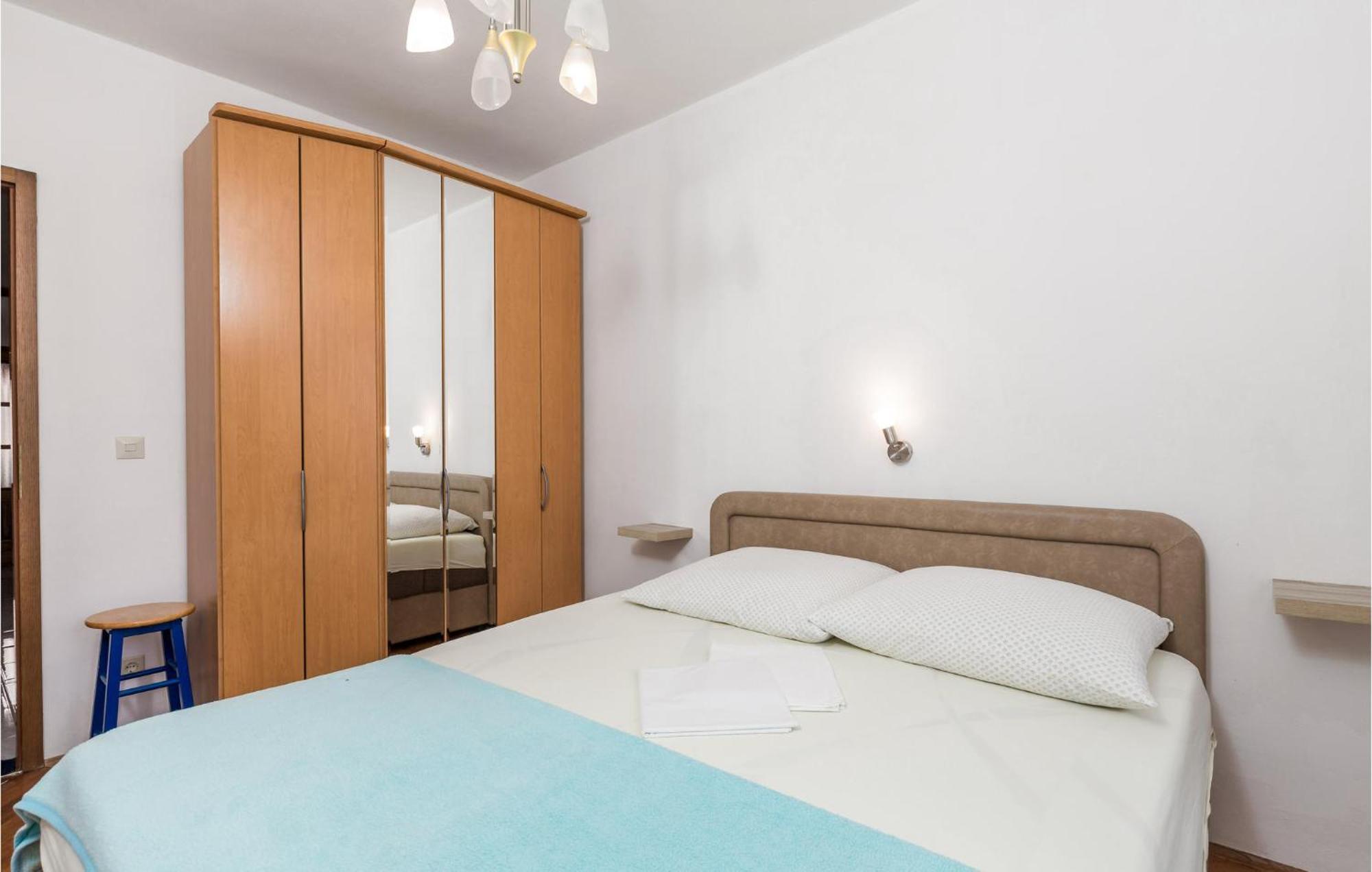 Nice Apartment In Sv,Juraj With Kitchen سفيتي يوراي المظهر الخارجي الصورة